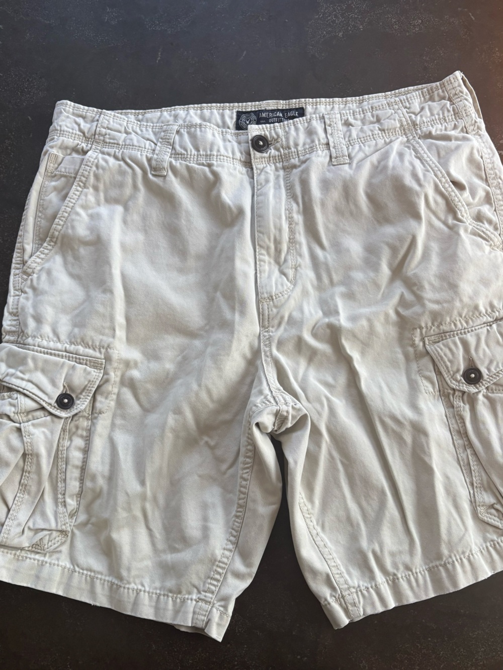 American Eagle Outfitters Light Khaki Shorts